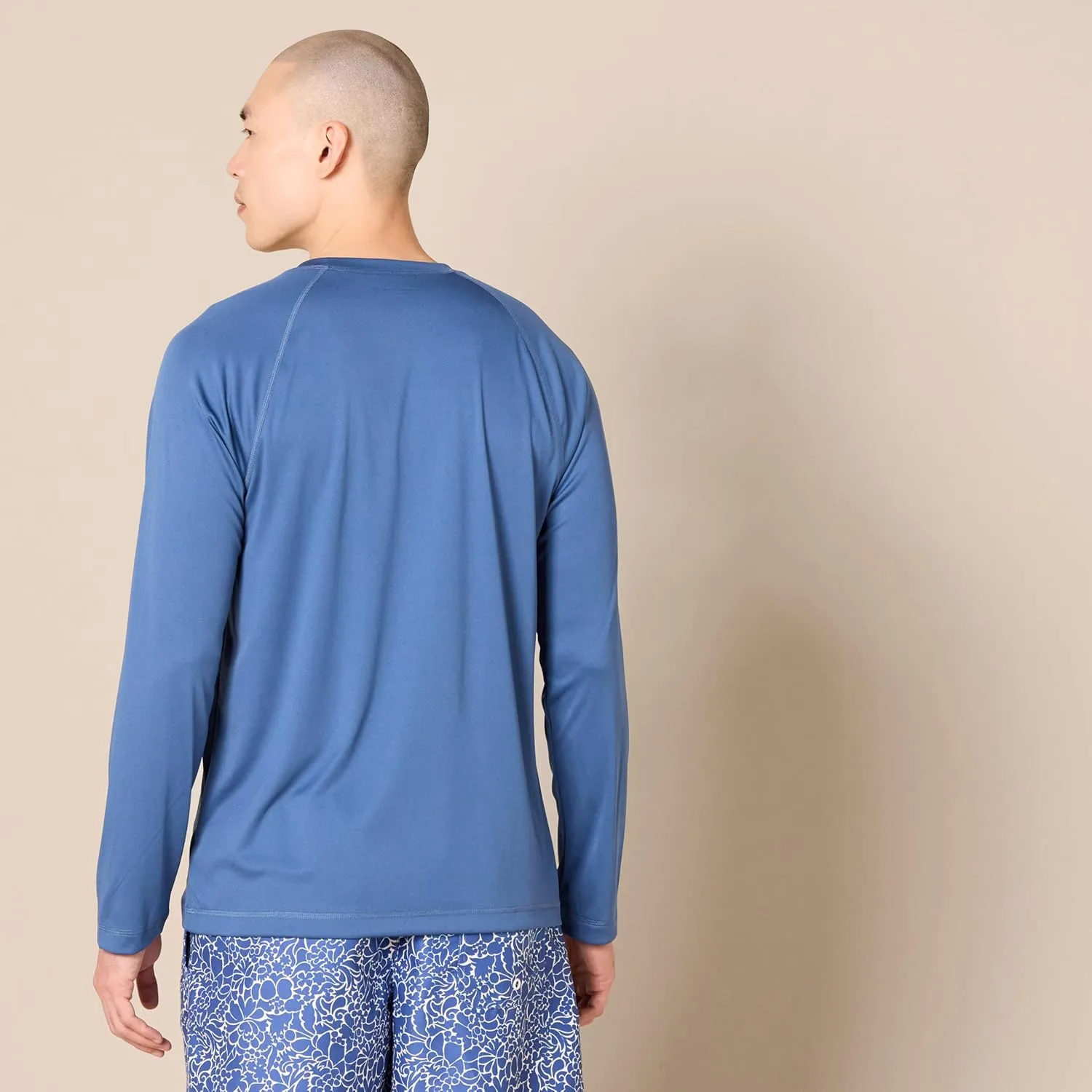 Amazon Essentials Men's Long-Sleeve Quick-Dry UPF 50 Swim Tee