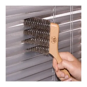 Blind brush