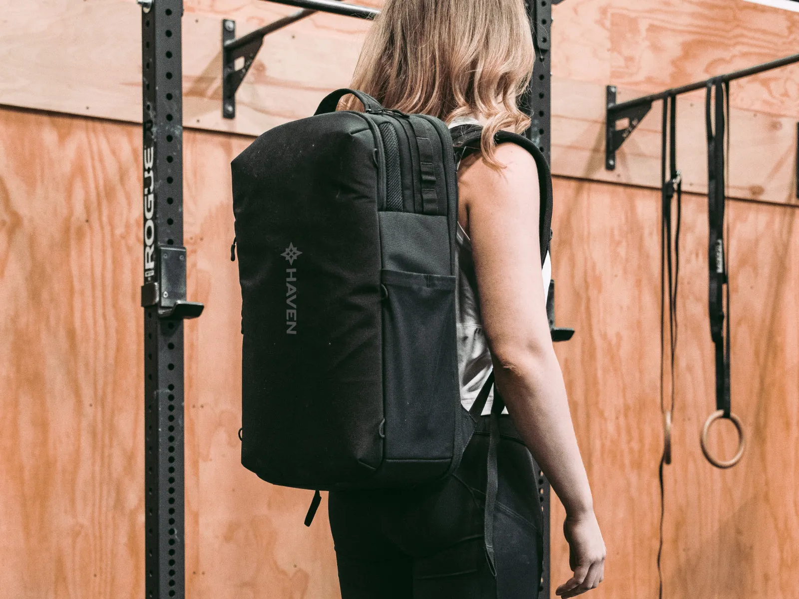 Large Backpack Stealth [Presale]
