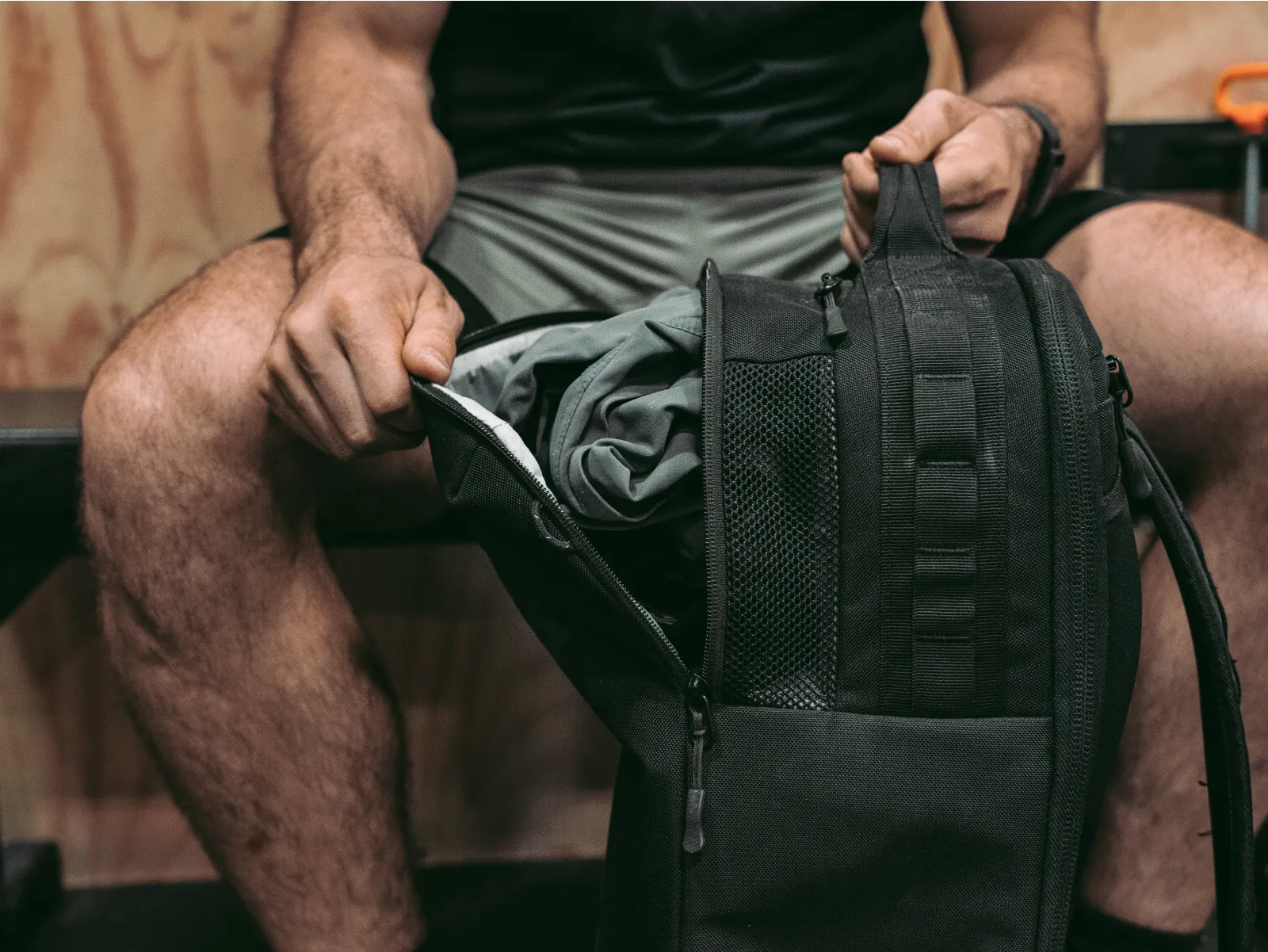 Large Backpack Stealth [Presale]