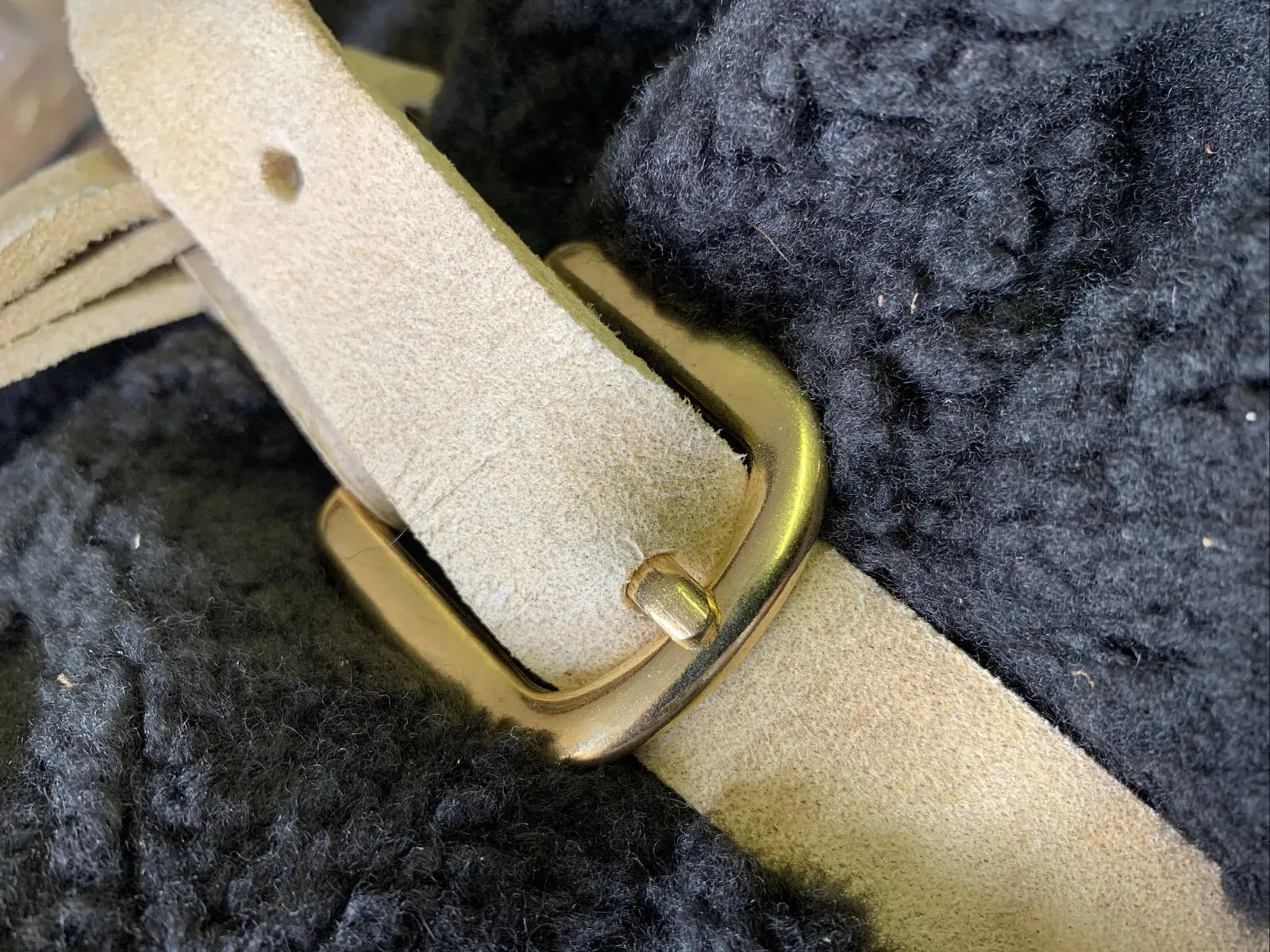 Leather blanket, bedroll & tarp carry straps with handle